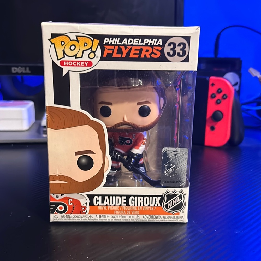 Claude Giroux funko pop Philadelphia Flyers